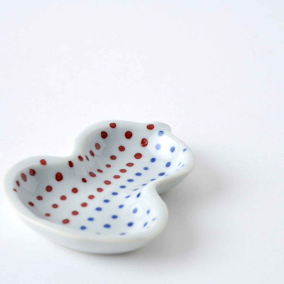 Little Symbols of Luck Sauce Plate - JAPAN KUTANI SHOP