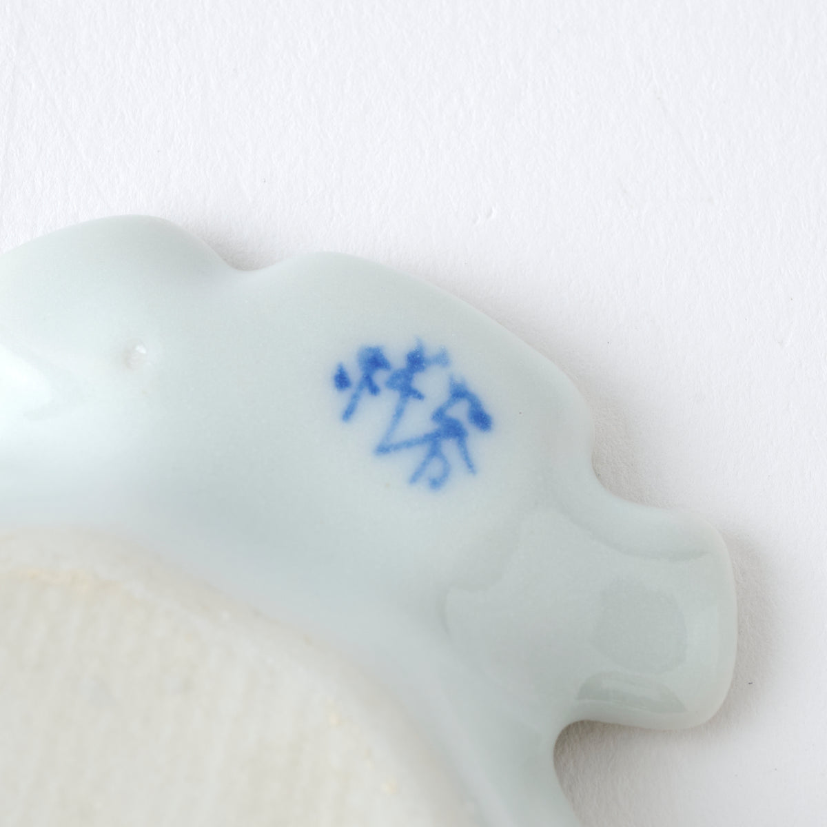 Little Symbols of Luck Sauce Plate - JAPAN KUTANI SHOP