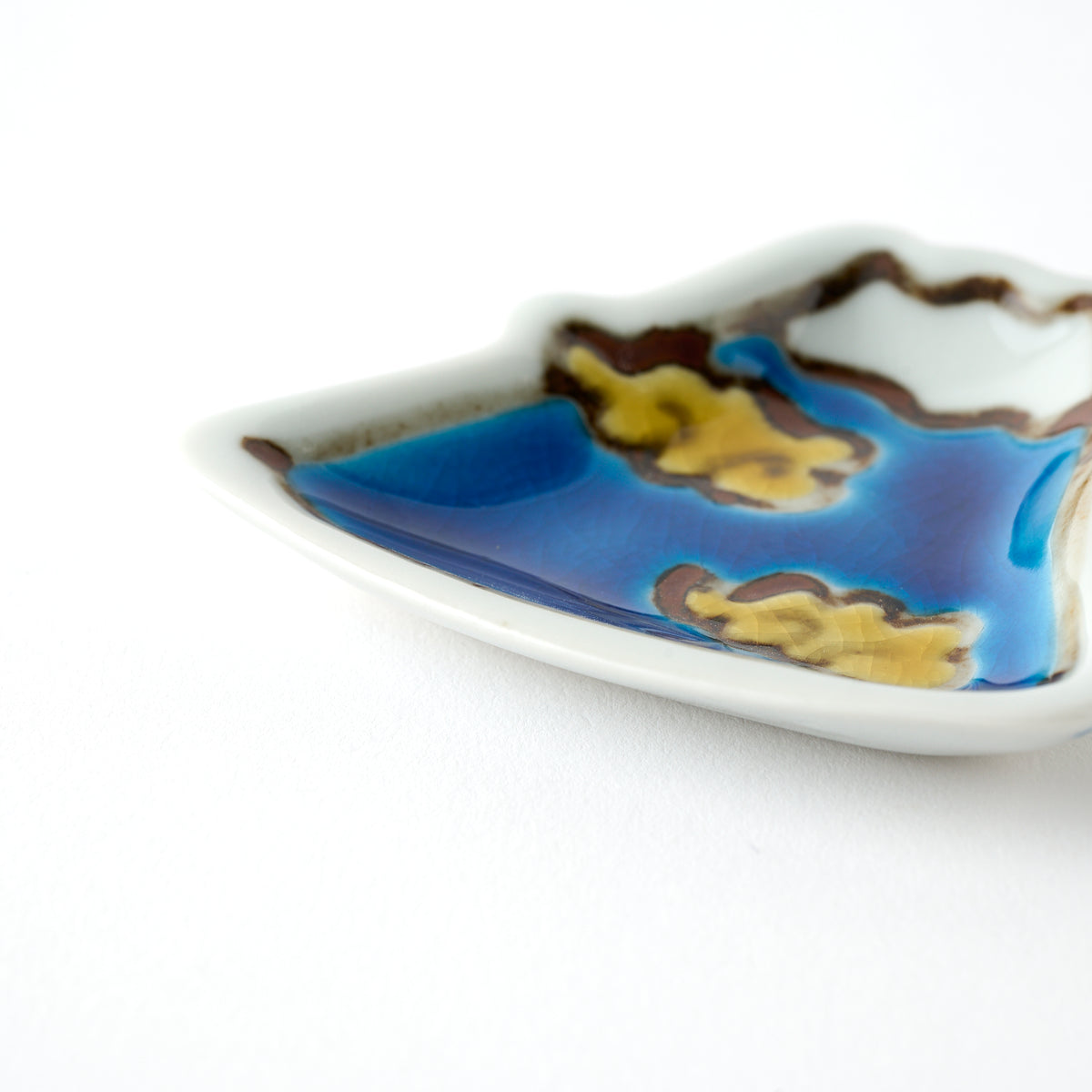Little Mt. Fuji Sauce Plate - JAPAN KUTANI SHOP