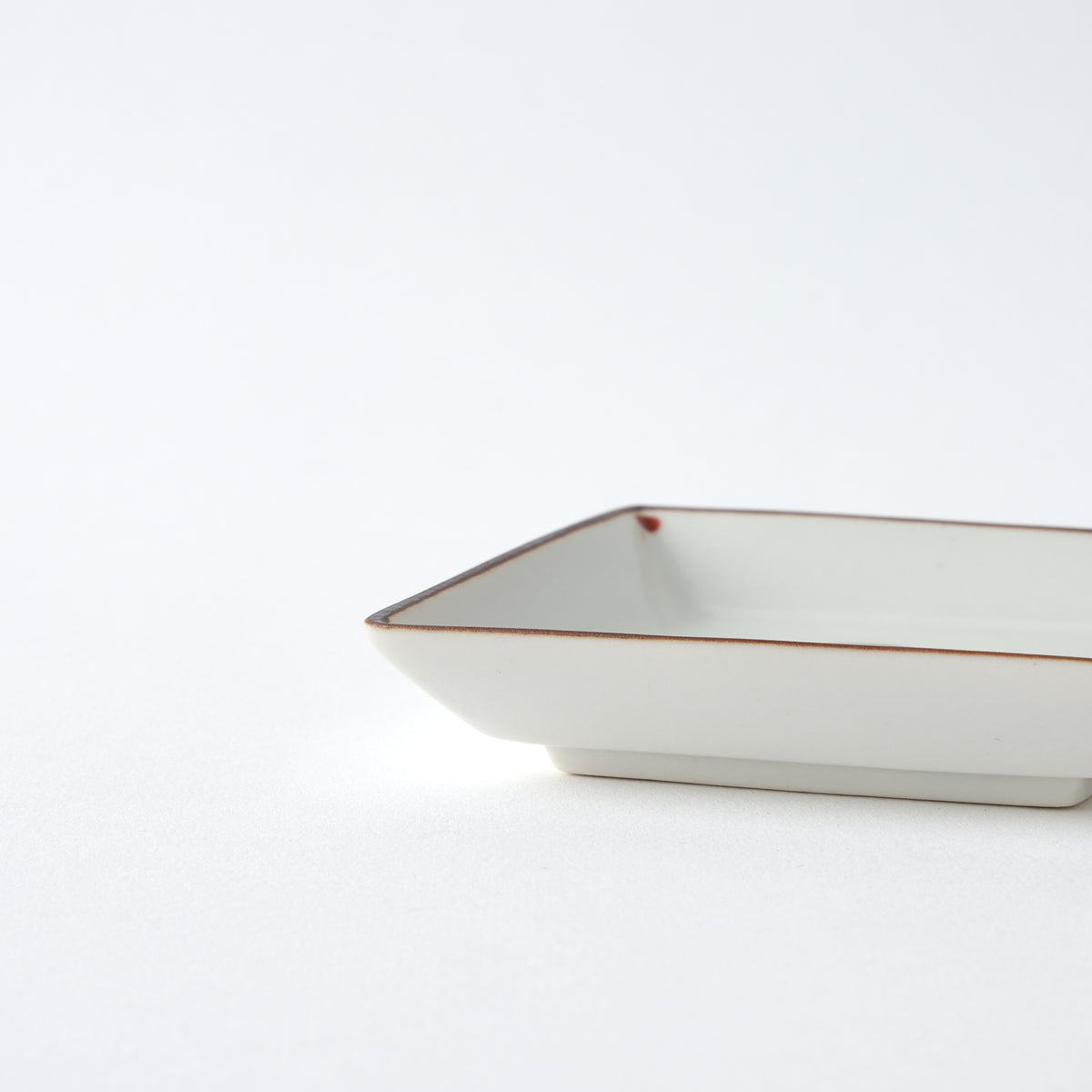 Lucky Motifs Square Sauce Plate