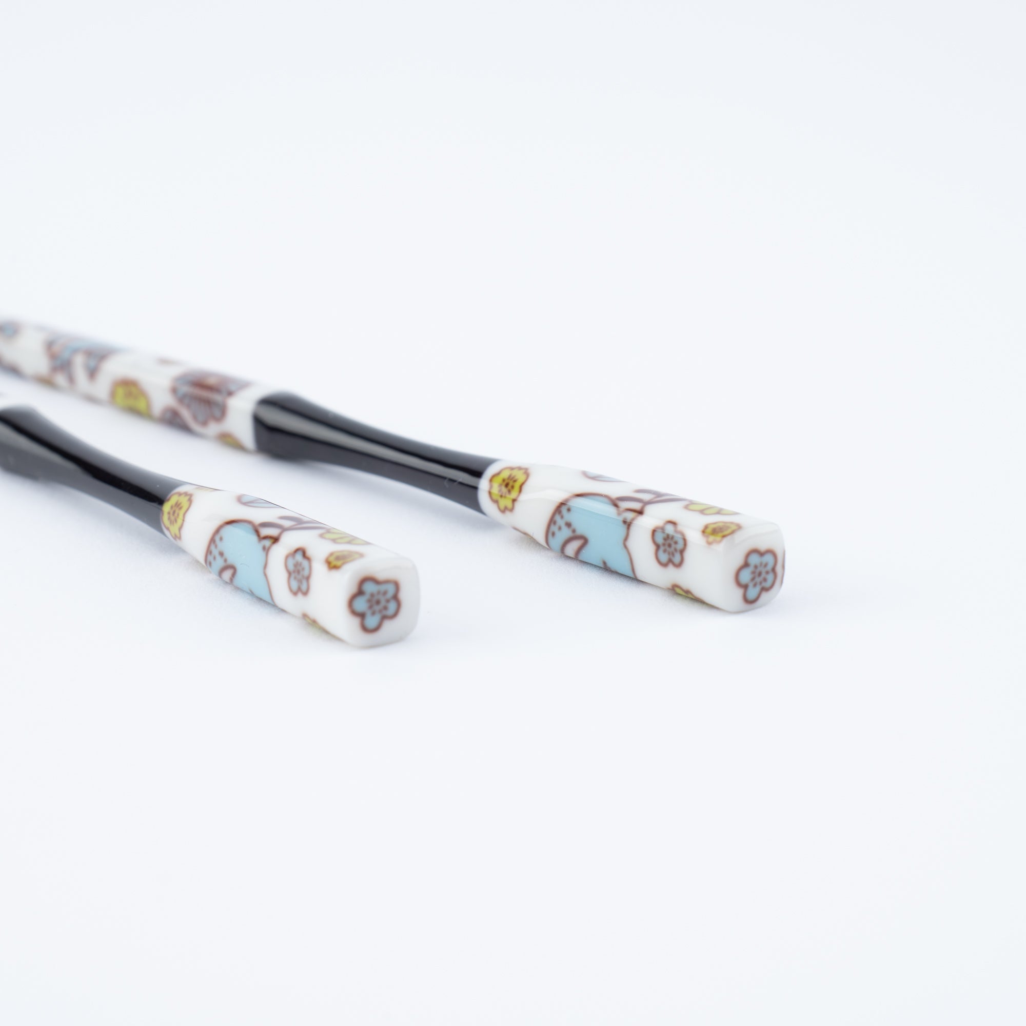 Pink and Blue Flowers Chopsticks Pair Set with Chopstick Rests