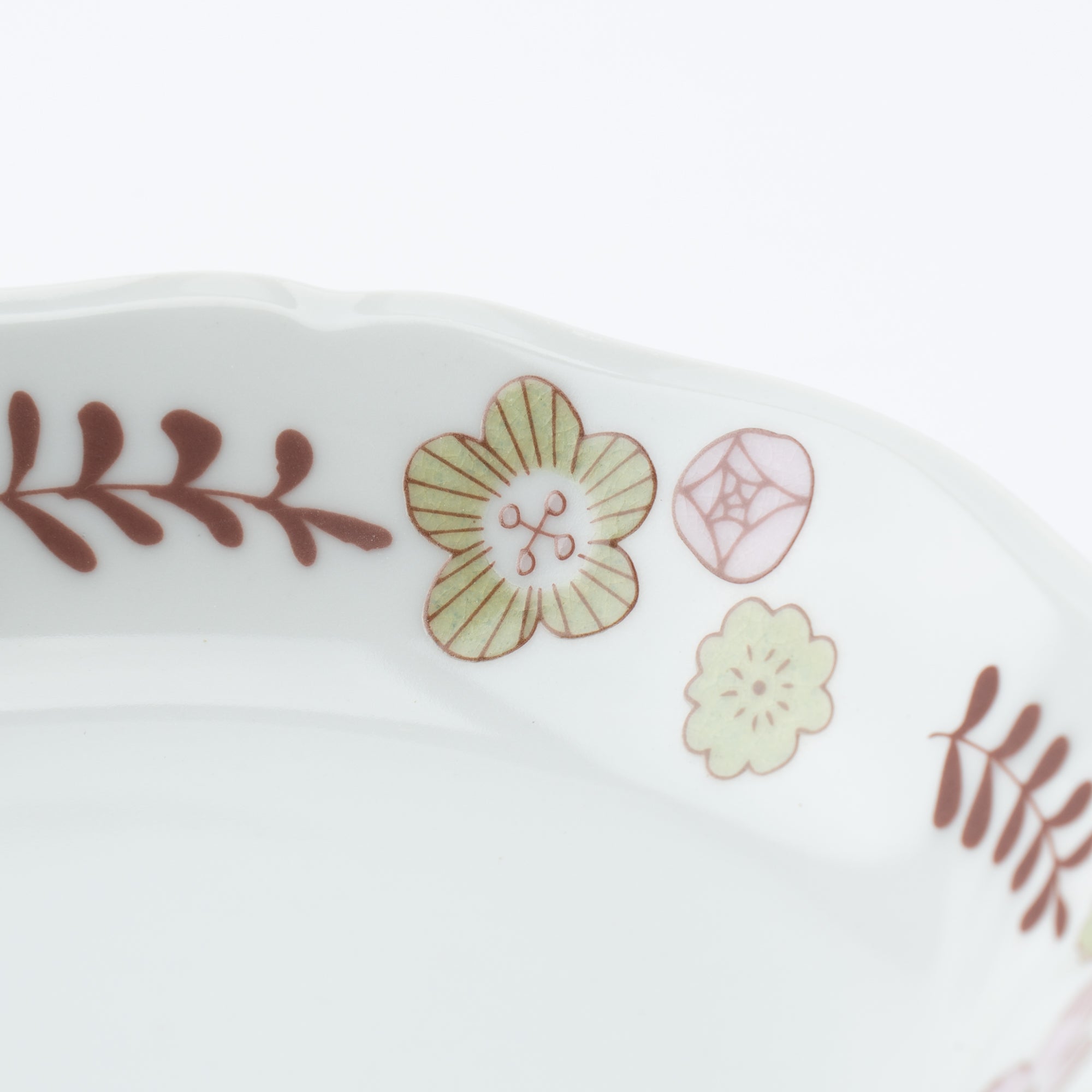 Spring Garland Medium Bowl