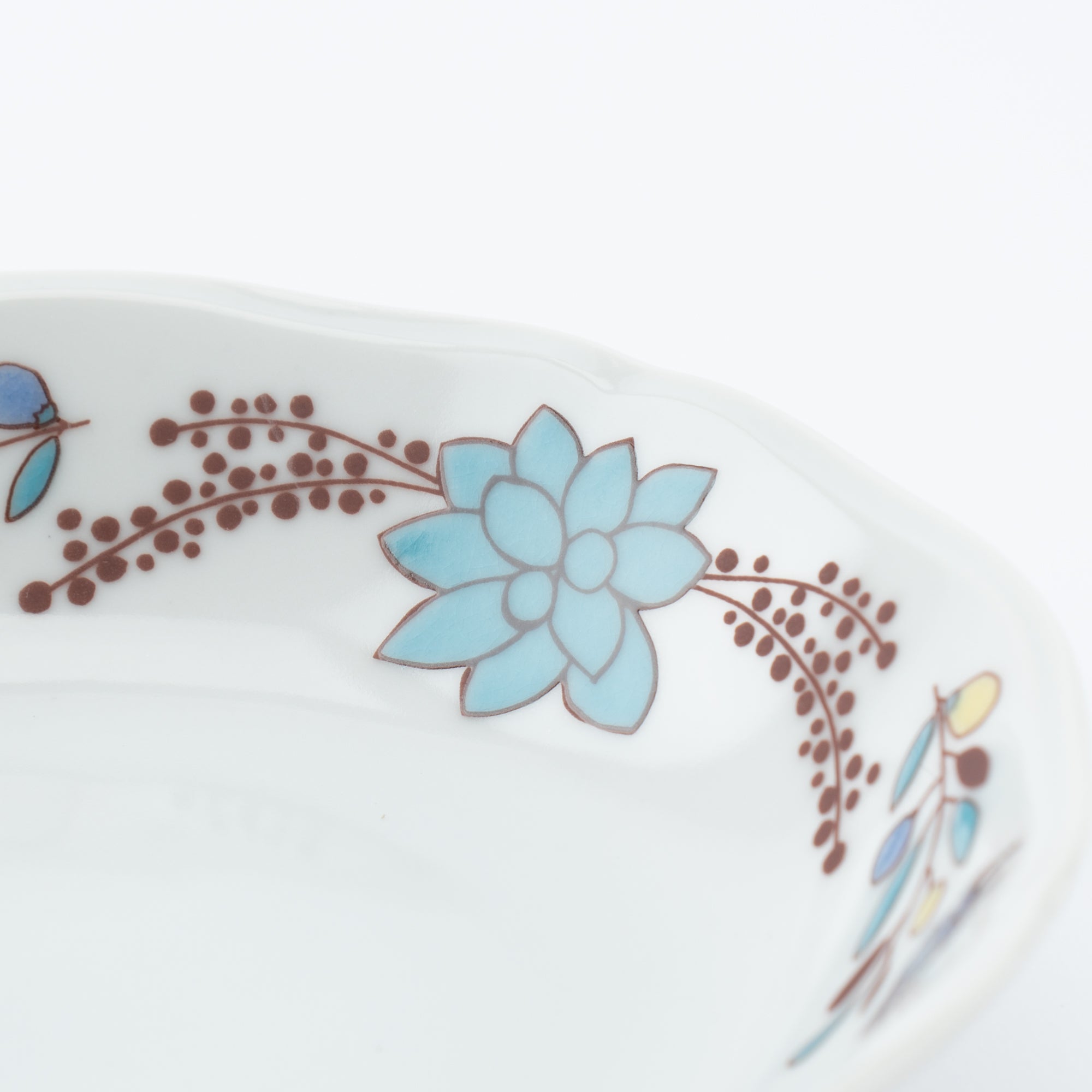 Spring Garland Medium Bowl