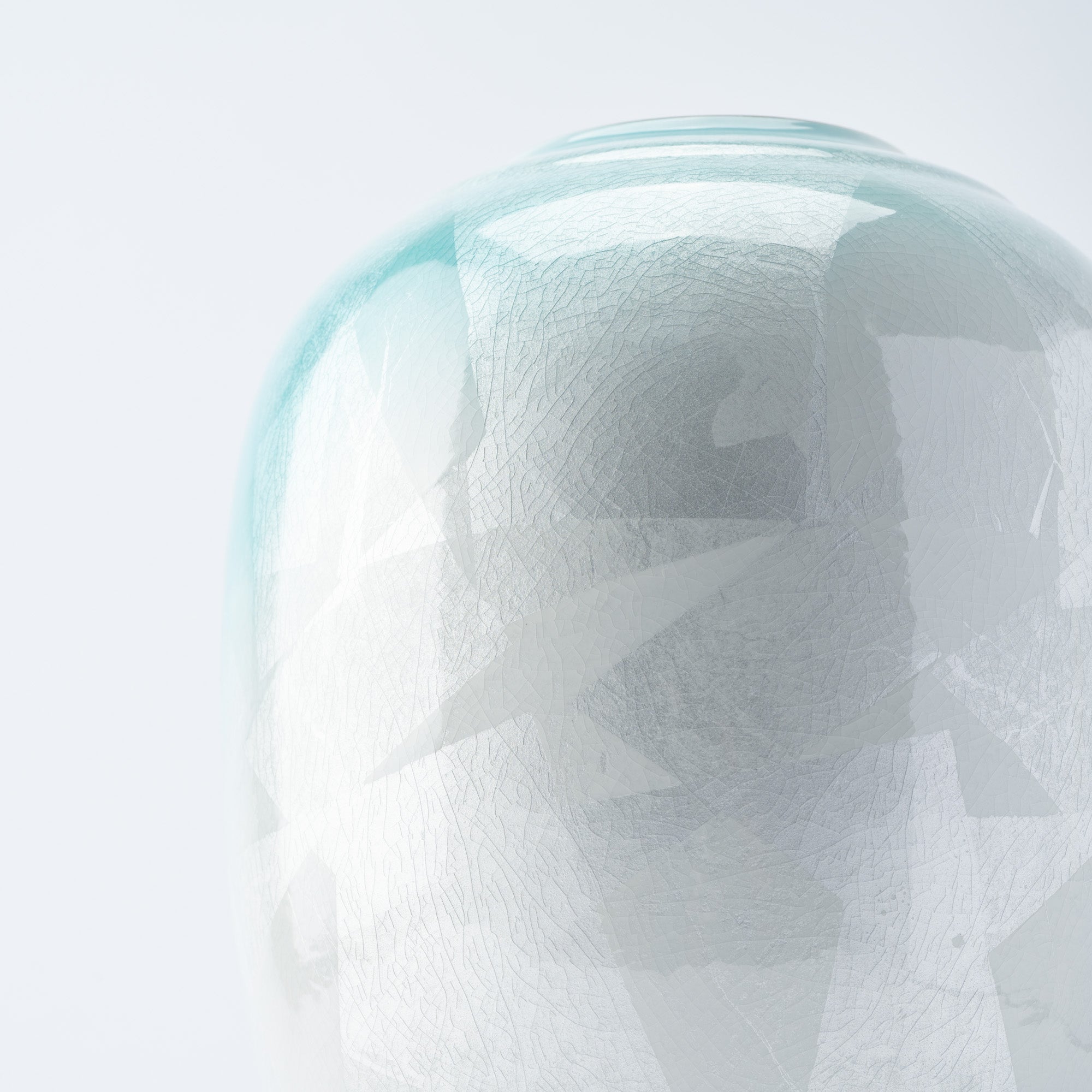 Ginsai Gold Accent Japanese Flower Vase