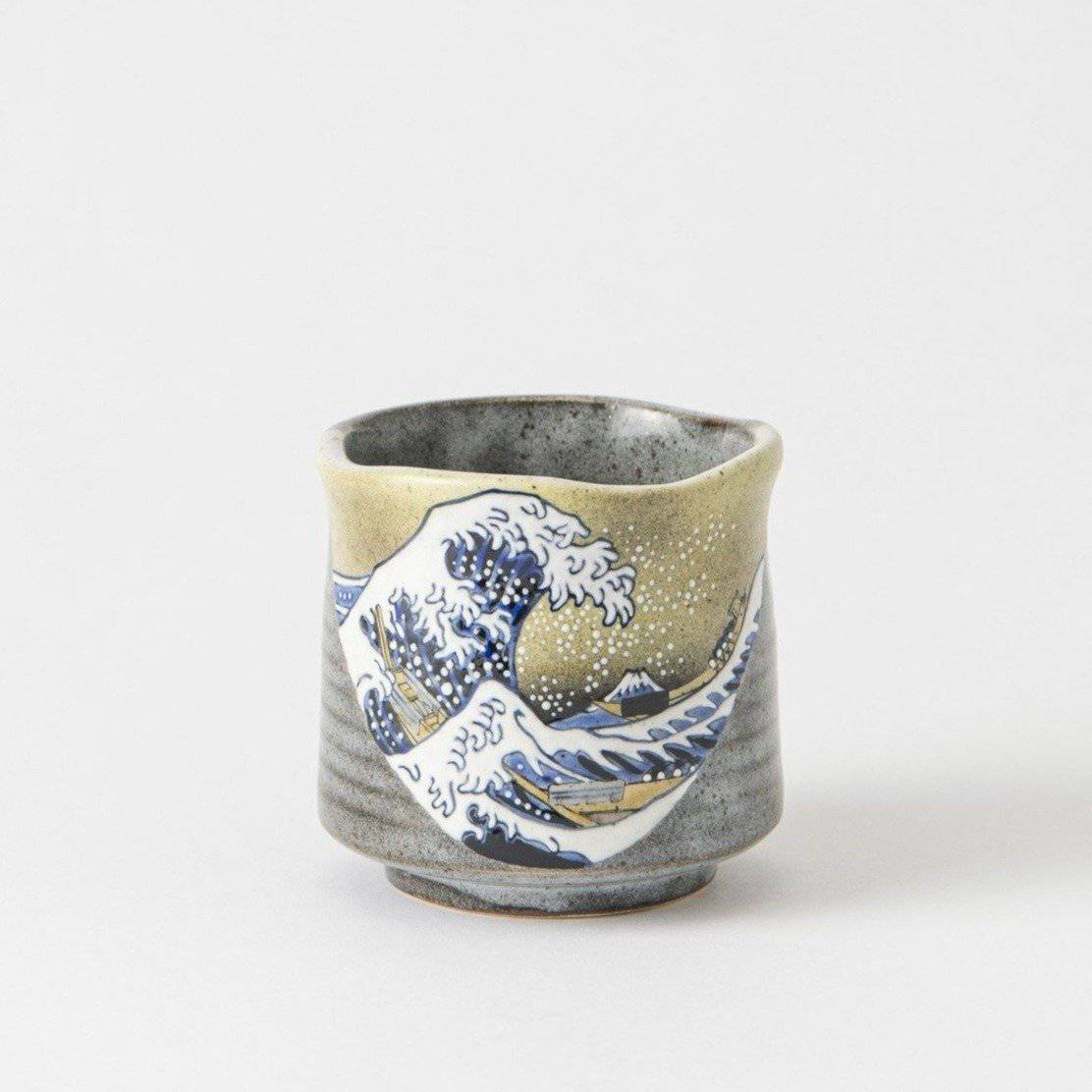 Hokusai-inspired wax resist : r/Pottery
