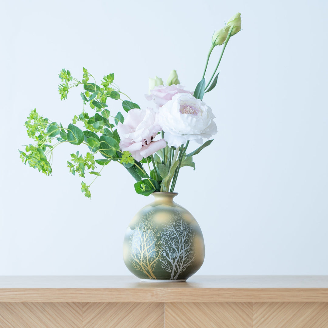 Tree and Gold Cloud Kutani Japanese Flower Vase | JAPAN Tree and Gold Cloud Kutani Japanese Flower Vase | JAPAN